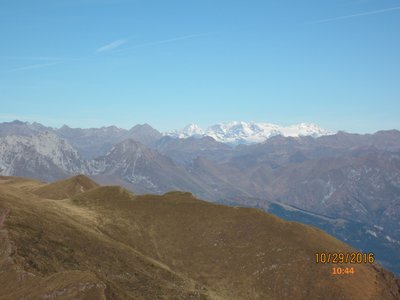 Presolana sul fonda da monte crestoso.JPG Presolana sul fonda da monte crestoso.JPG