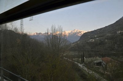 003 Treno per Sella di Corno.JPG