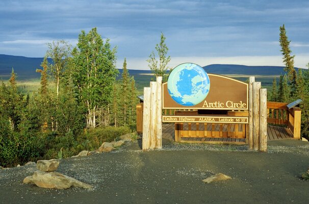 33 035 Dalton Highway Circo Polare Artico.jpg