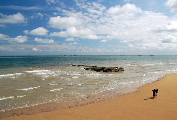 089 Arromanches spiaggia dello sbarco.JPG